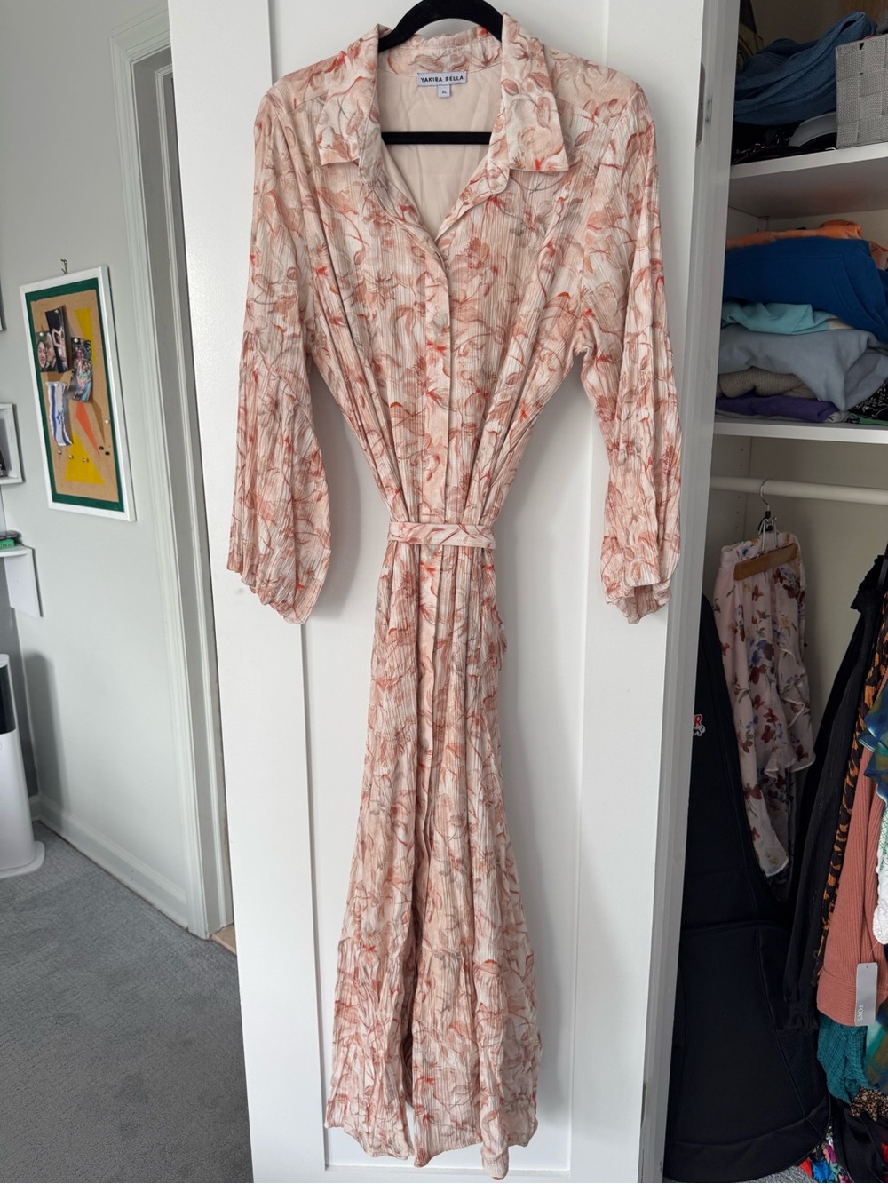Yakira Bella Floral Jacket - Cream & Blush